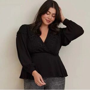 NWT Torrid Crinkle Gauze Lace Inset Surplice Top